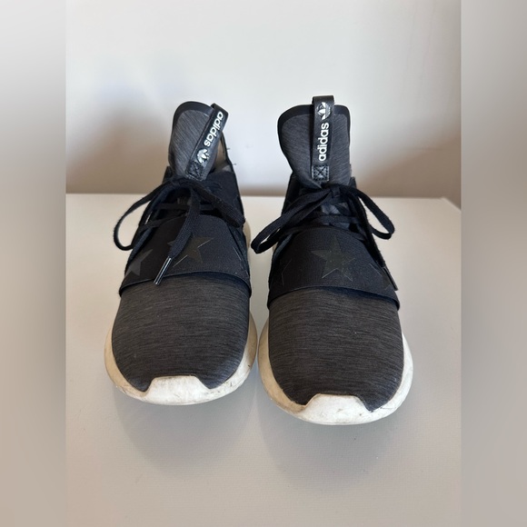 Adidas sneaker - Picture 2 of 6